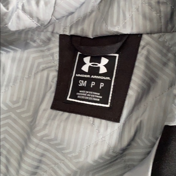 COPY - Under Armour Winter Jacket - Picture 2 of 5